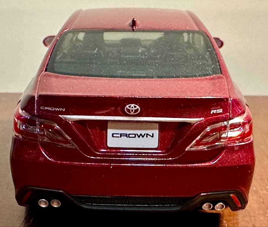 トヨタ クラウン 220系 レッド カラーサンプル ミニカー 非売品