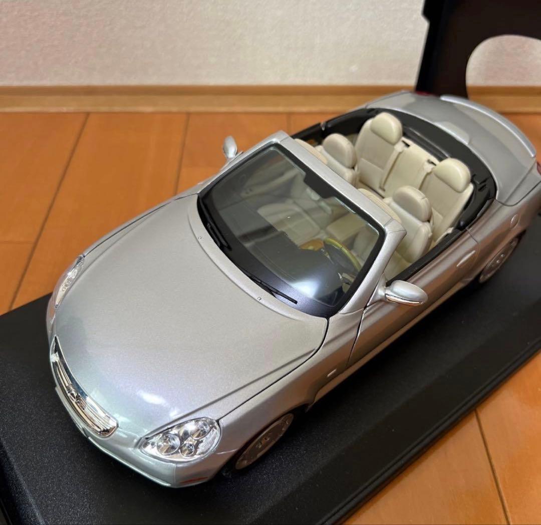 お値下げ可能　レクサス　SC430 1/18