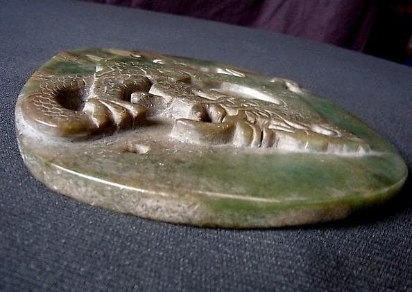★P0102★古い装身具　石製　帯飾り　佩 『 男爵守器 』龍彫刻