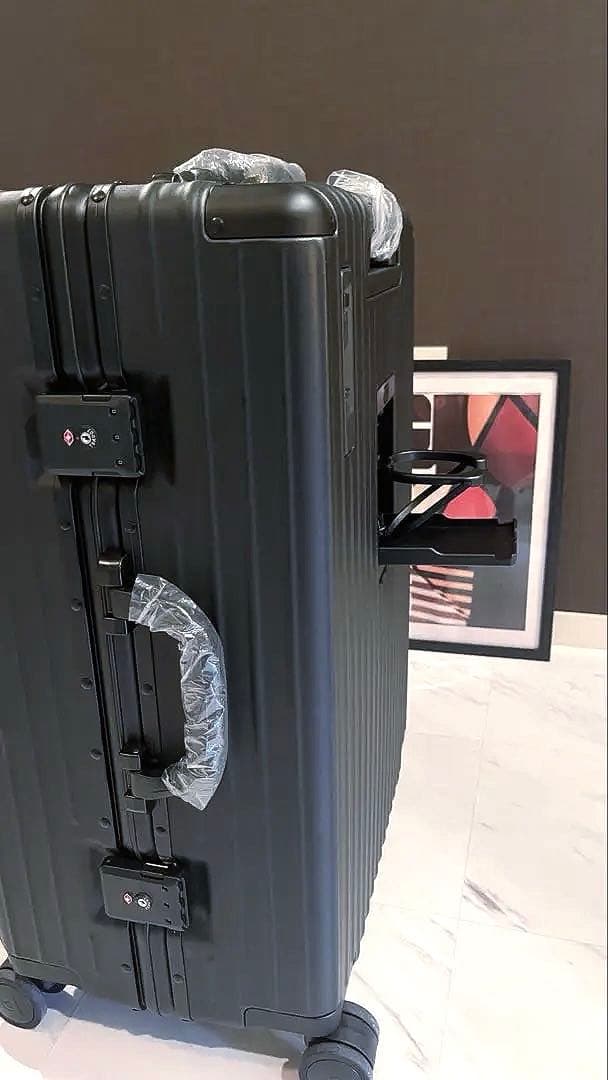 楽天ランキング1位スーツケース　リベティーマッドブラック　Mサイズ65リットル