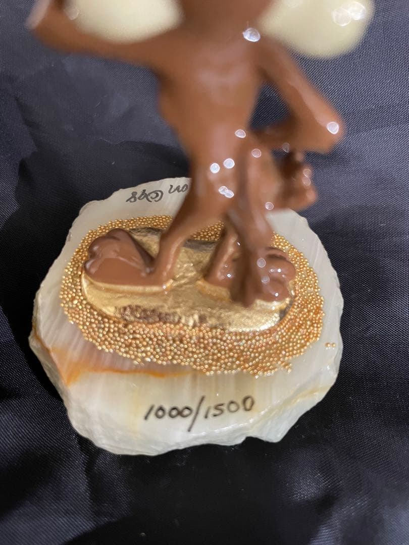 ワイリーコヨーテ 台座付きフィギュア アンティーク ルーニーテューンズ