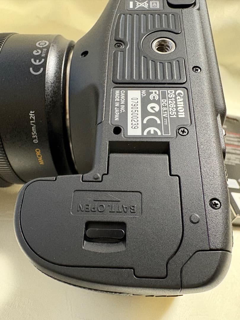 超美品 Canon EOS 7DとEF-S15-85 IS USM他一式付