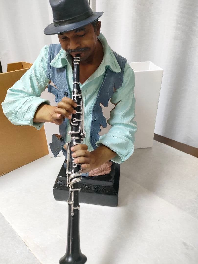 リアル　人形　ミュージック　JAZZ演奏者　BAR　飲食店などに　特大