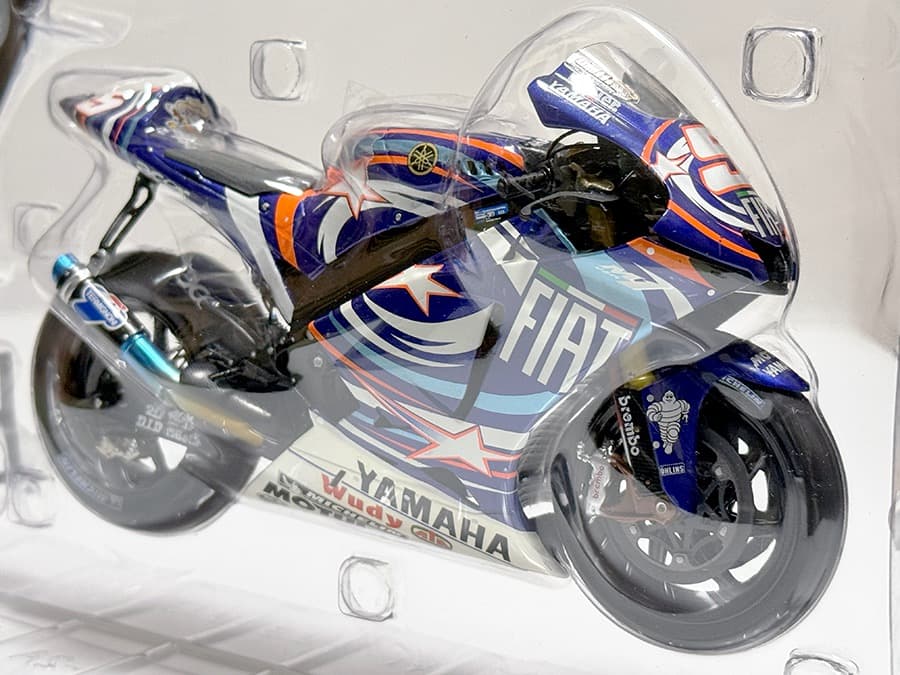 ミニチャンプス 1/12 ヤマハ YZR-M1 2007 LAGUNA SECA