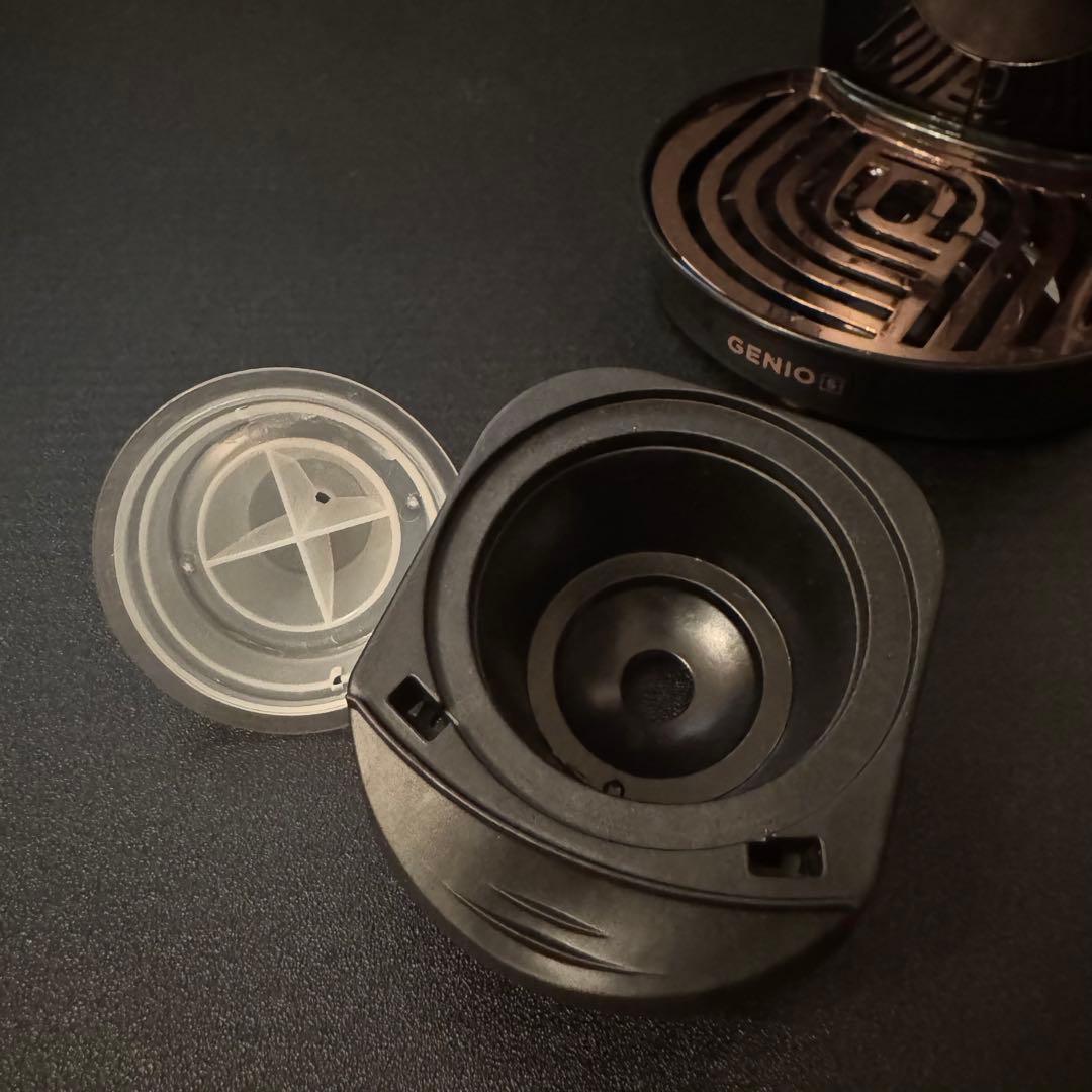 【美品】ドルチェグスト GENIO S SHARE スタバコラボ