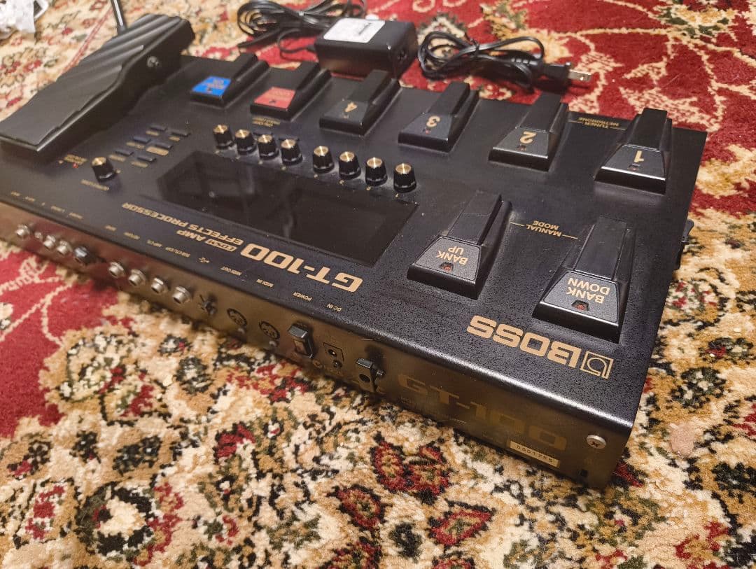 BOSS GT-100 マルチエフェクター
