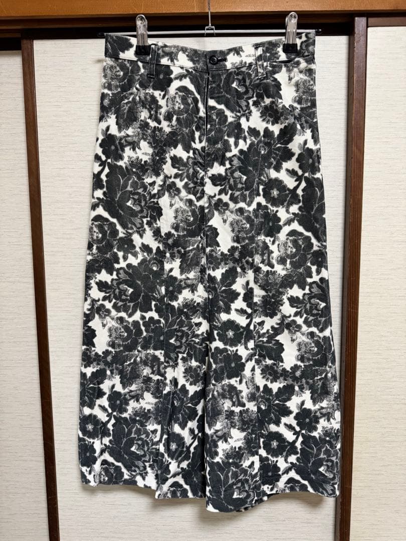 トリココムデギャルソン 花柄ペンギンパンツ