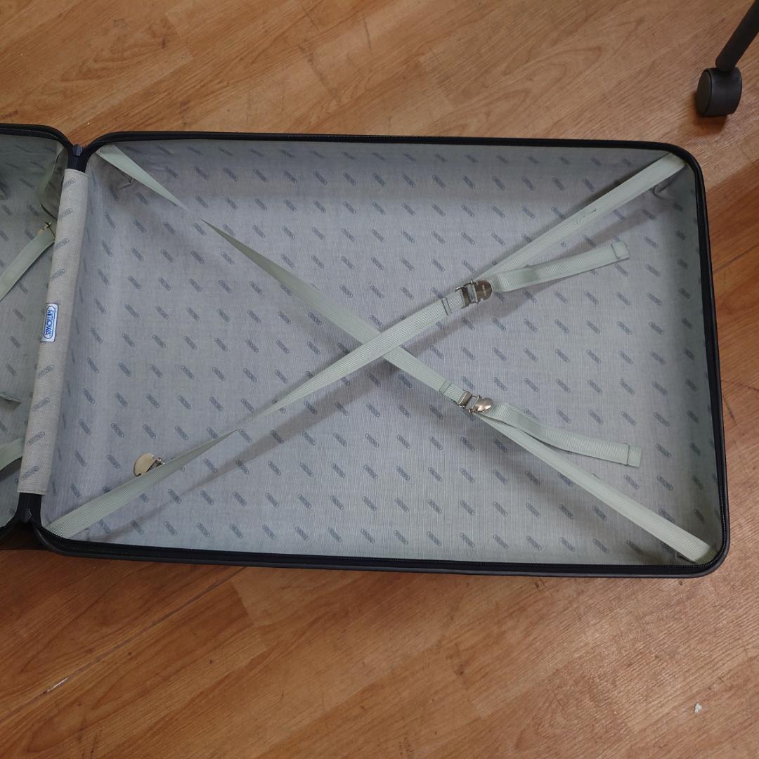 リモワ・スーツケース（２輪）