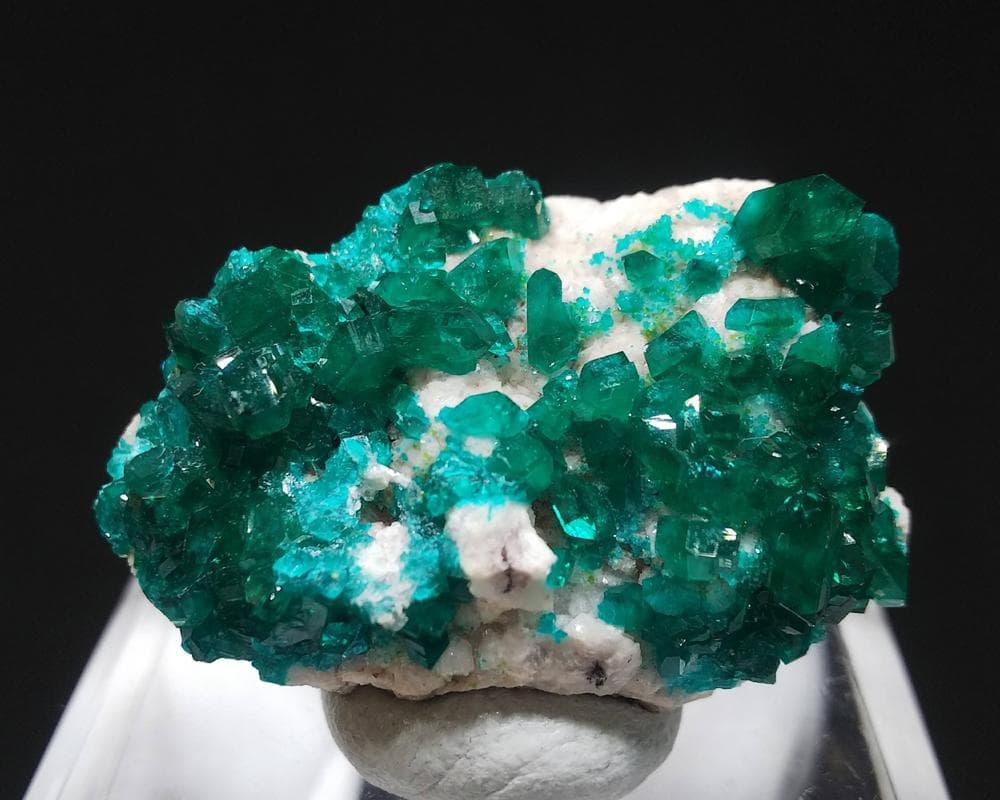 405 ダイオプテーズ ドロマイト 翠銅鉱 ツメブ鉱山産