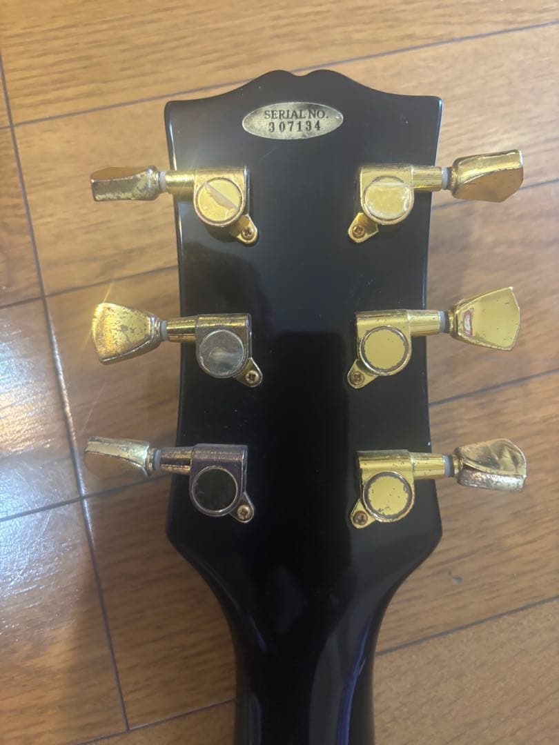 Triumph レスポールカスタム セットネック