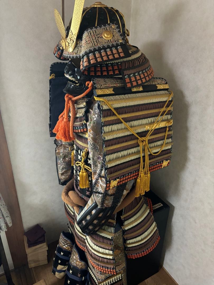 伝統的な日本の武具 鎧 極美品