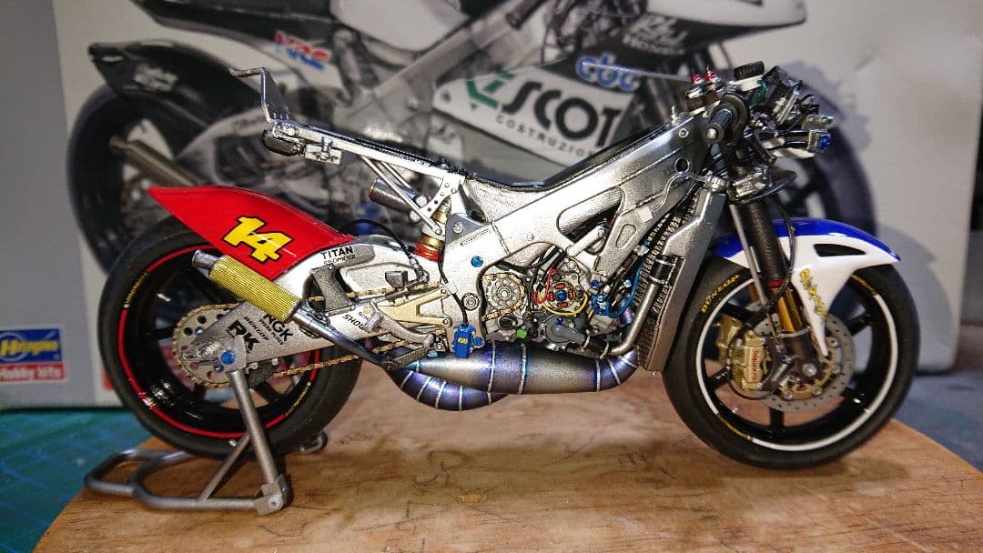 Honda 1/12 RS250RW完成品 ハセガワ タミヤ フジミ アオシマ