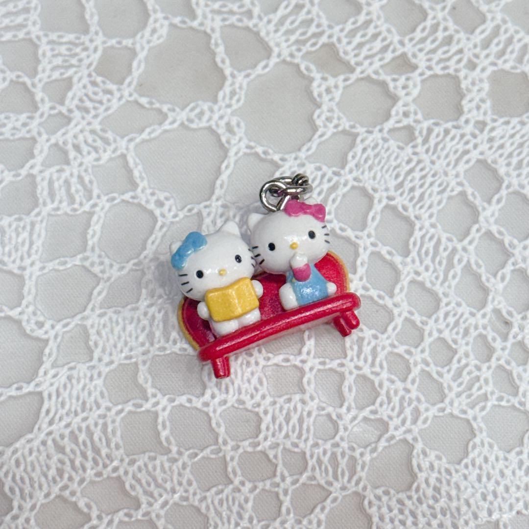 ハローキティ ミミィ VIVITIX GIRLS マンスリーマスコット　読書