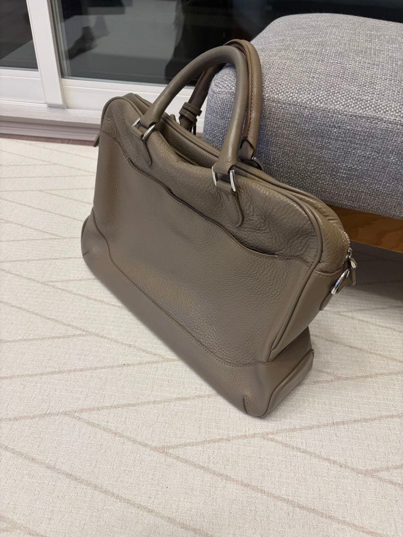 【定価63,800円】ペッレモルビダブリーフバッグ1室タイプ