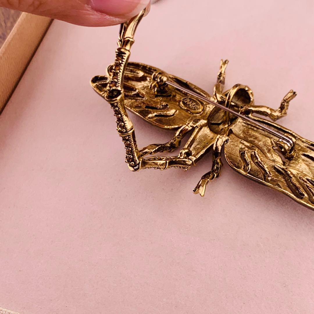 JANUS ビンテージトンボのブローチ　動く尾を持つ