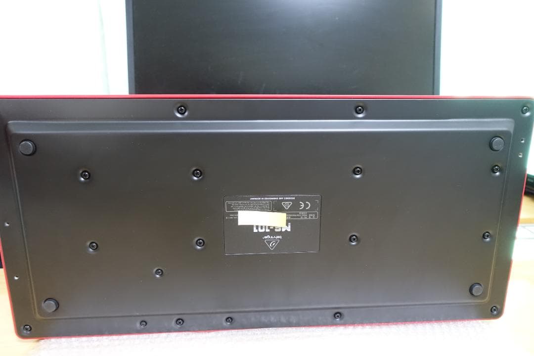 BEHRINGER MS-101 アナログシンセサイザー レッド 37鍵