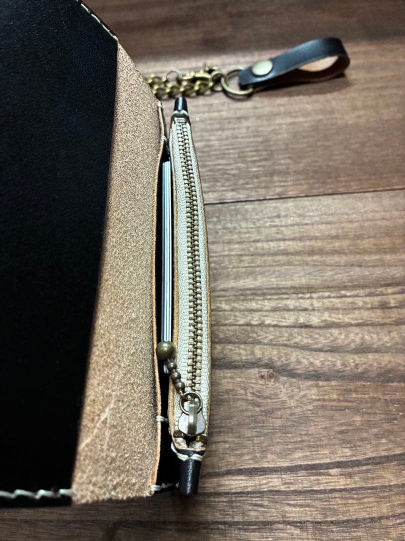 姫路レザーミドルトラッカーウォレット