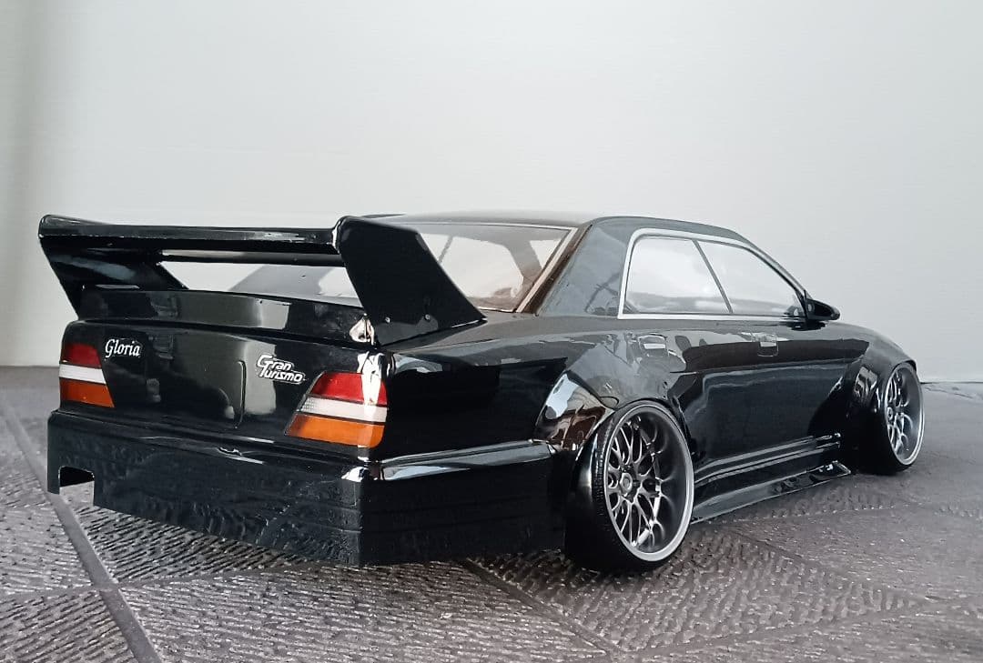 ラジコンボディ　カスタムボディNO.56 Y32グロリア