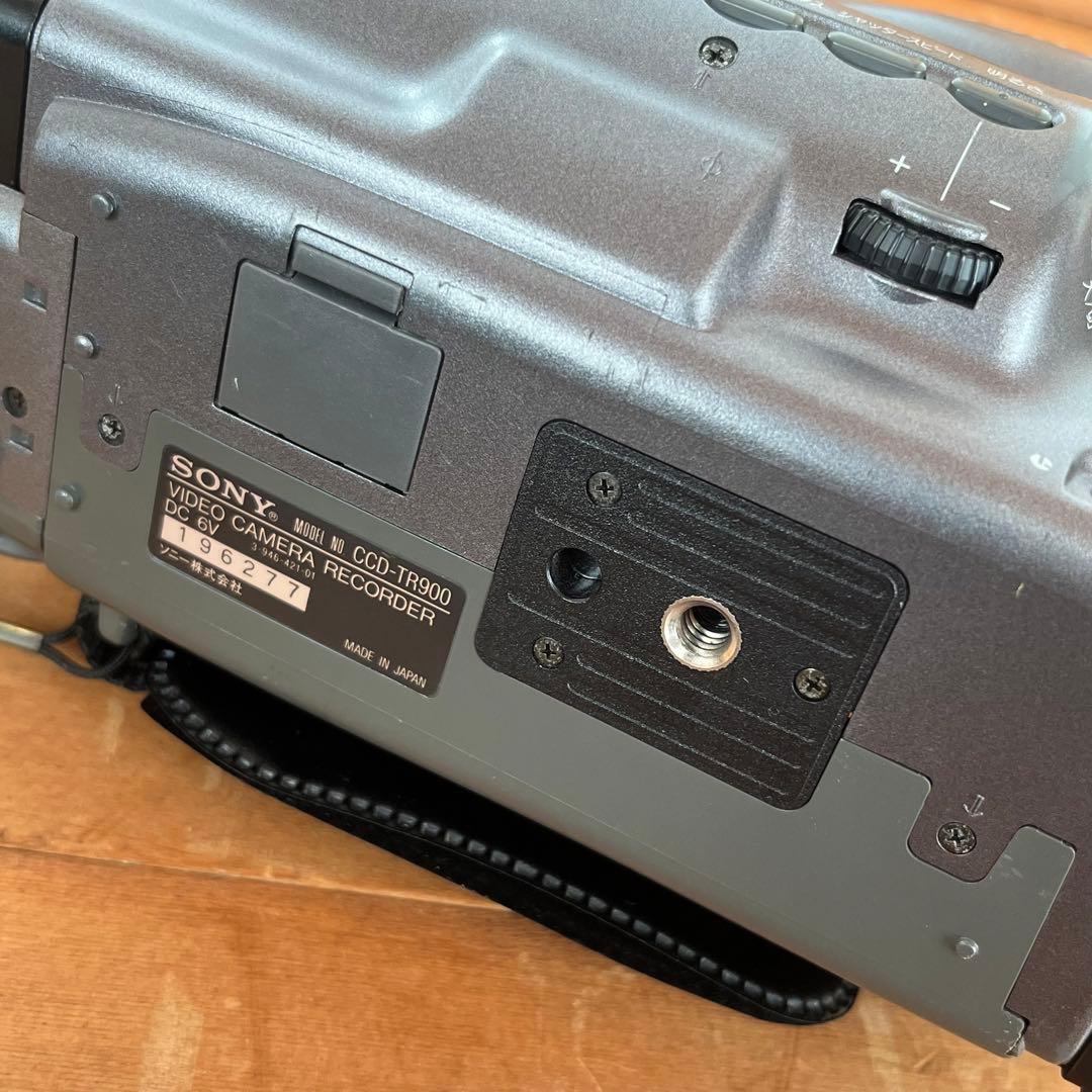 Sony Hi8ビデオカメラCCD-TR900 通電確認済み
