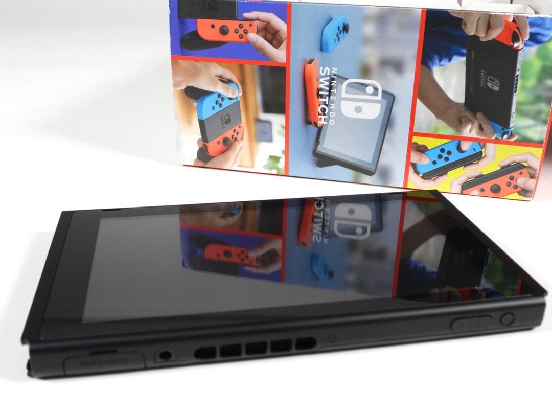 【じんさん】【美品】 Nintendo Switch 本体 2020年製