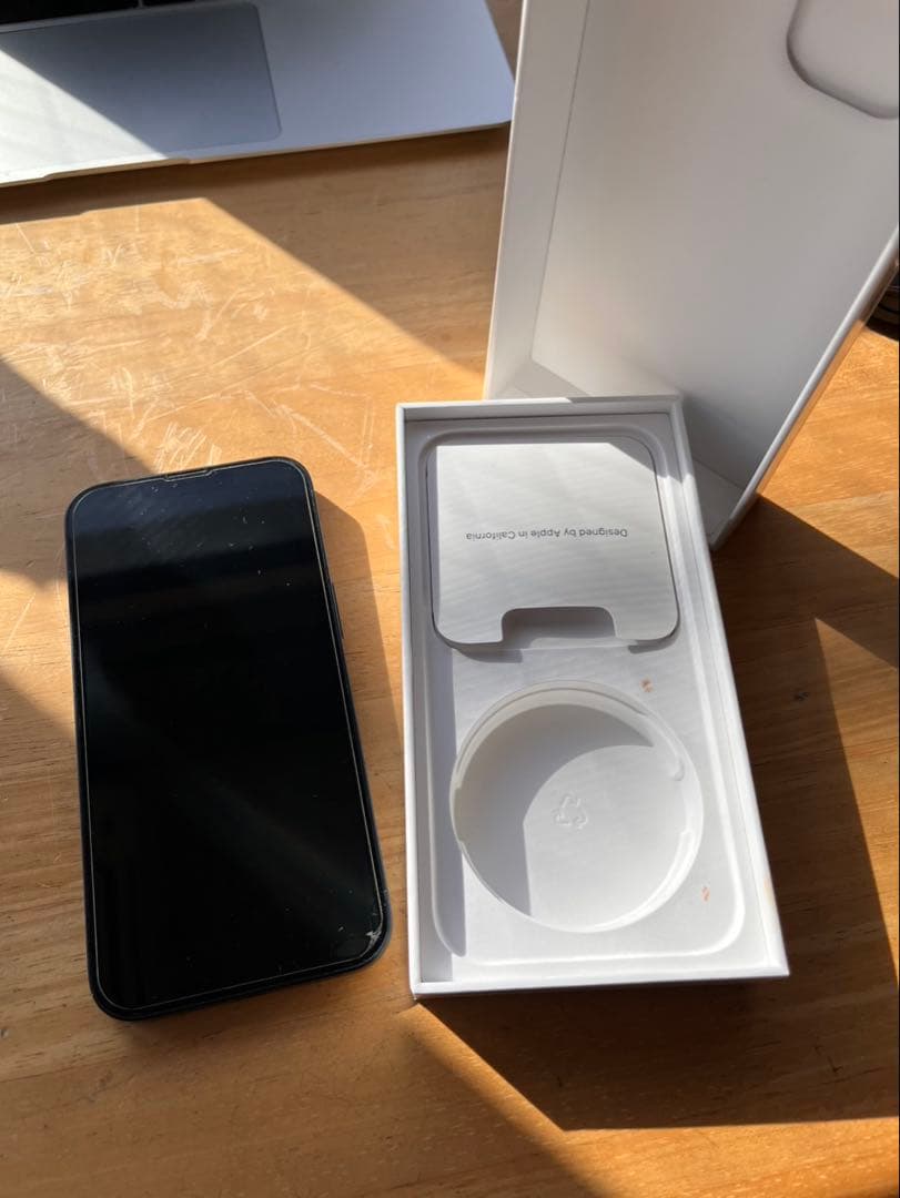 Apple iPhone 13 本体　128GB 箱付き　SIMフリー