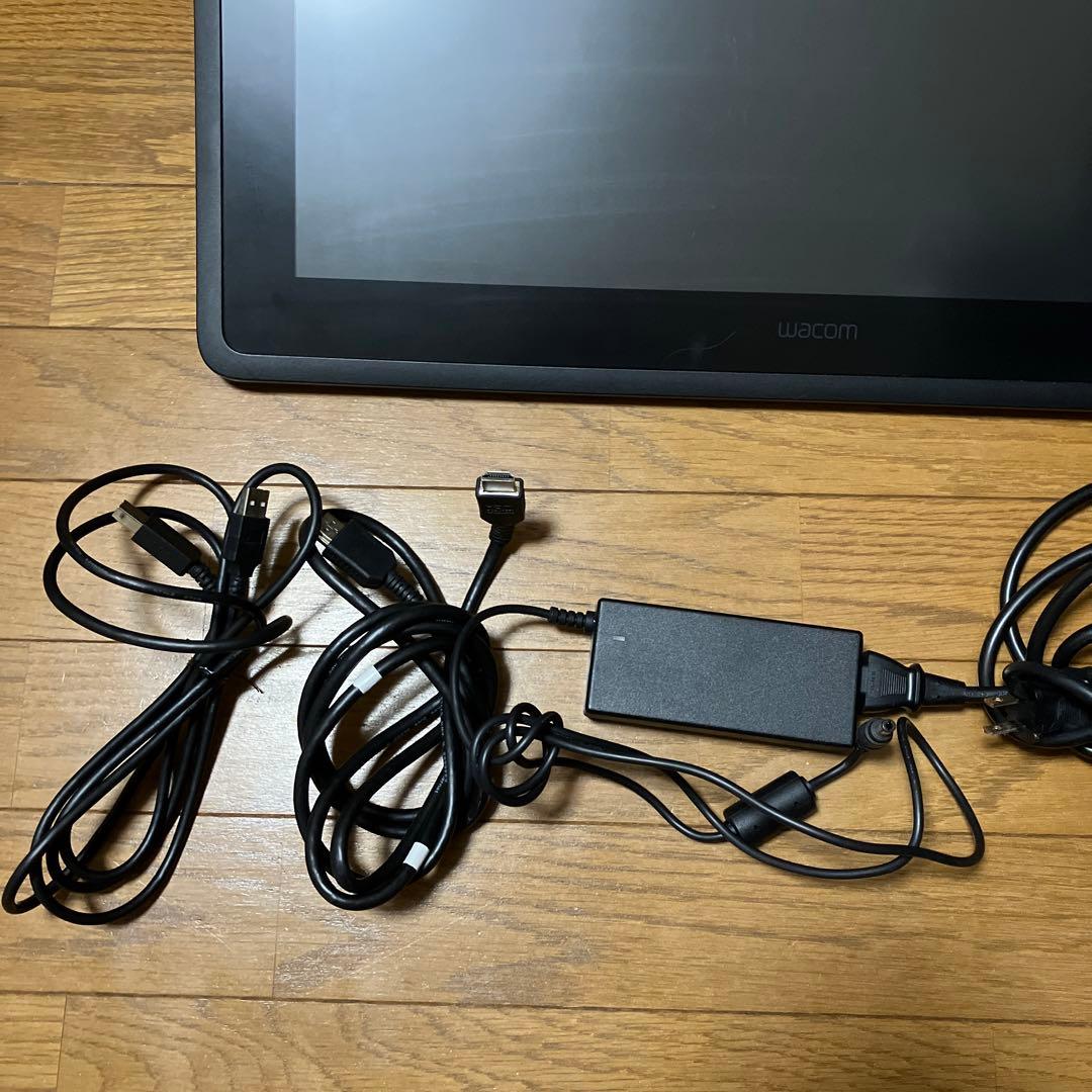 Wacom Cintiq 22 FHD液晶ペンタブレット本体 ACアダプター付き
