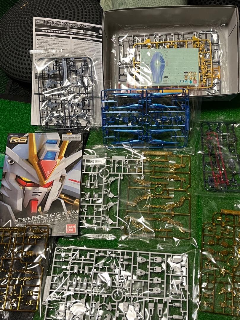 RG ストライクフリーダムガンダム チタニウムフィニッシュ