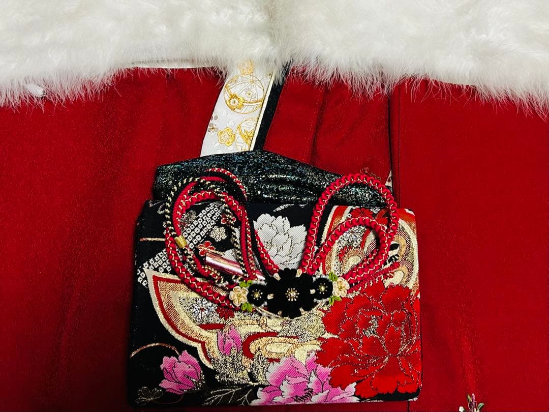 総刺繍貴賓溢れる全て正絹豪華なお振袖　 全て新品または未使用25点完全フルセット