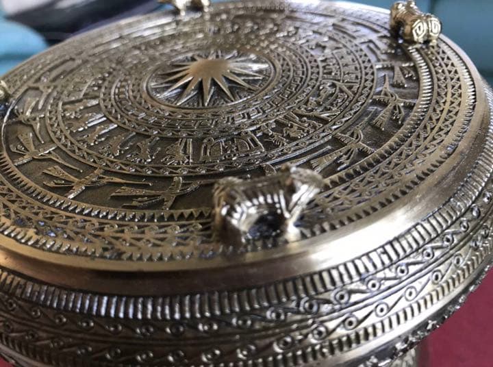 ベトナム 銅鎮 オブジェ ハノイ　ベトナム料理　カフェ