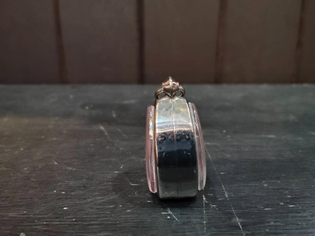 タイのお守り　プラピッター　魔除け　災難除け（大）