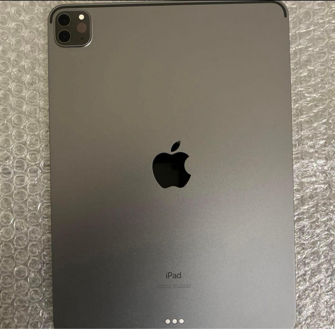 iPad Pro 256GBとケース2個