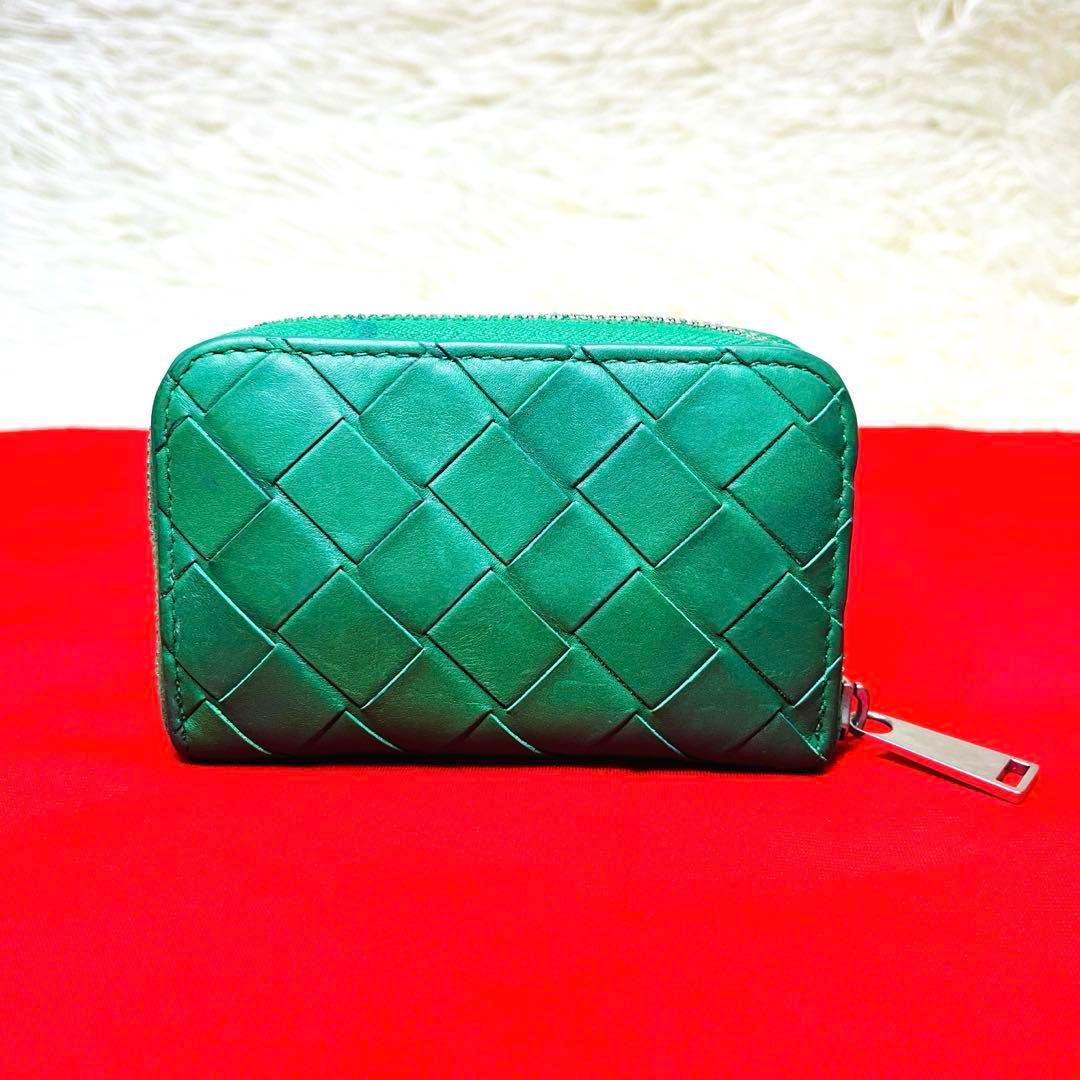 BOTTEGA VENETA イントレチャート ケース エメラルドグリーン