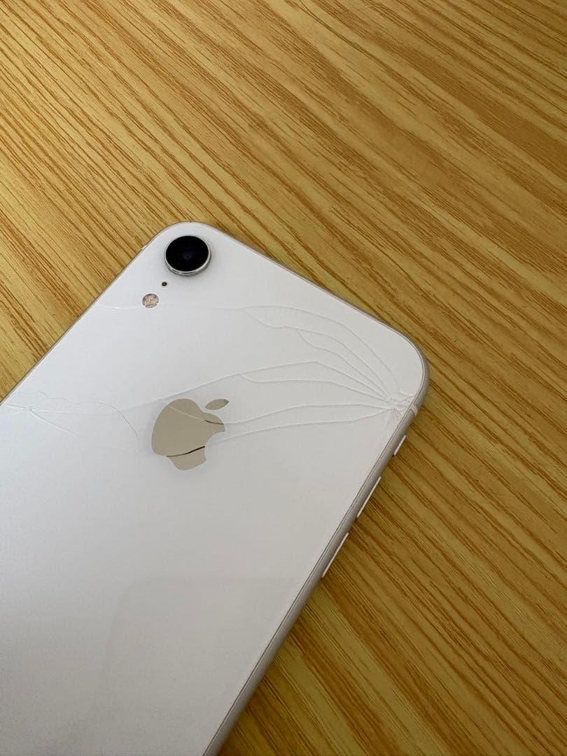 Apple iPhone XR ホワイト　64GB