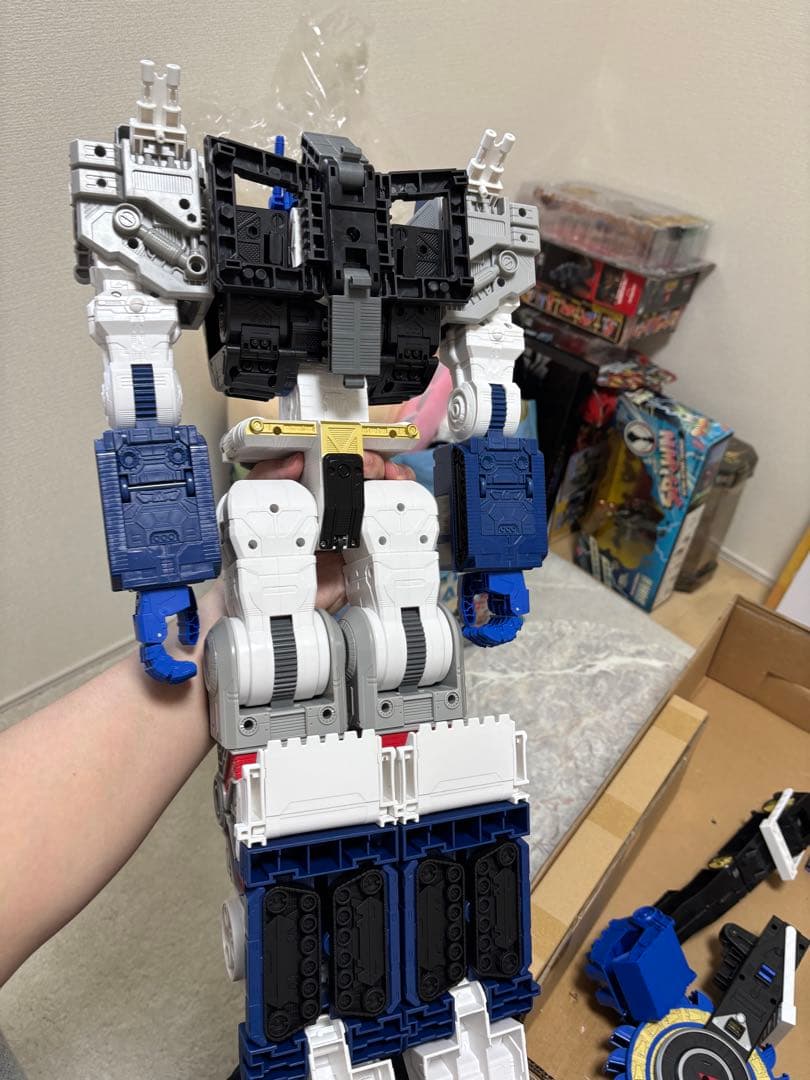 TL-14 メトロプレックス／メガロコンボイ トランスフォーマーレガシー