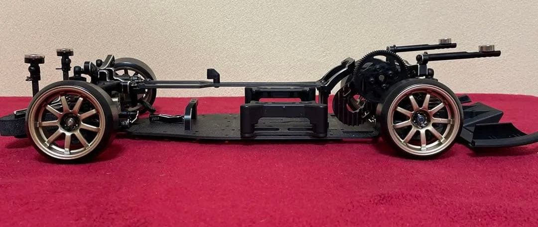 ヨコモ RWDドリフトカー YD-2 カーボンシャーシ アルミパーツ多数