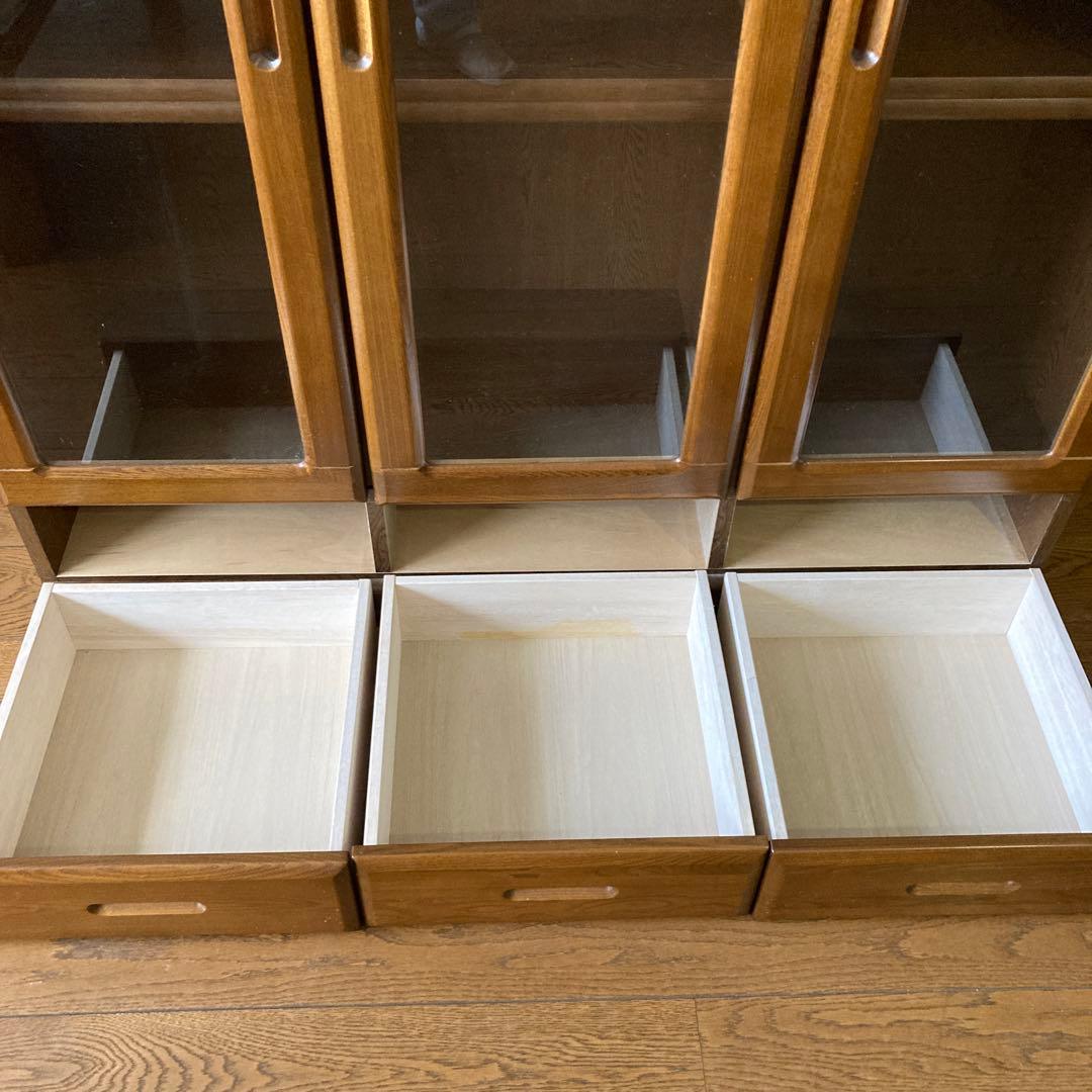 タイガー　食器箪笥、展示棚、コレクション棚