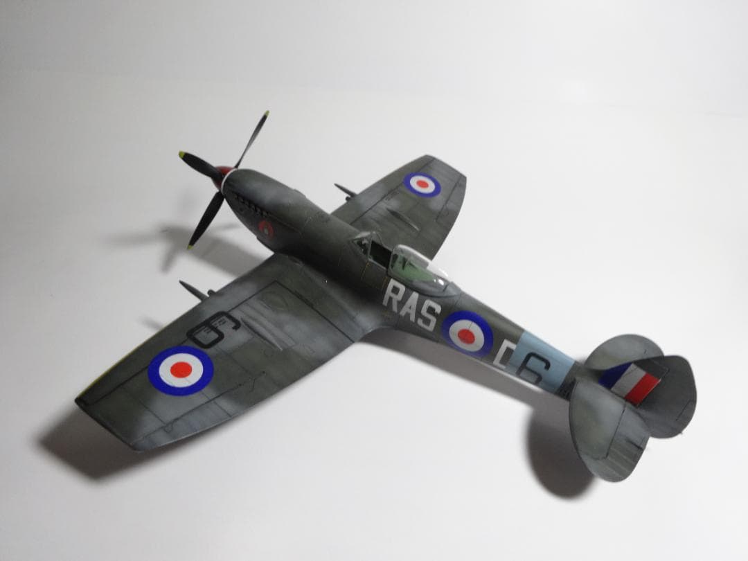 エデュアルド1/48「スピットファイア」完成品