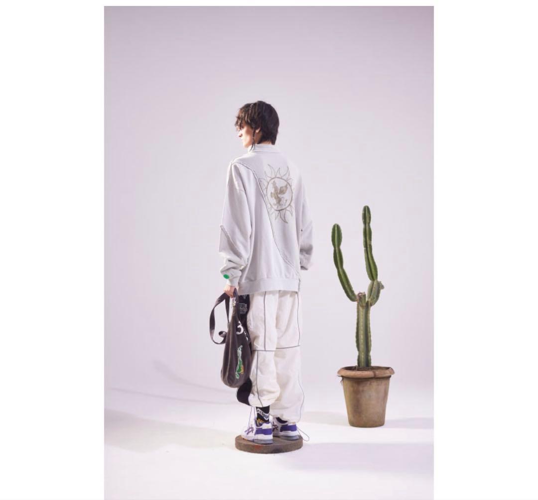 ずとまよ　愛ペガ　Half Zip Sweat Gray トレーナー　Lサイズ