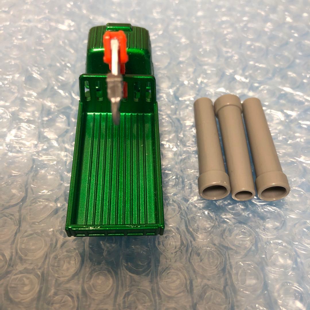 トミカ UDクレーン付カーゴトラック 1/104