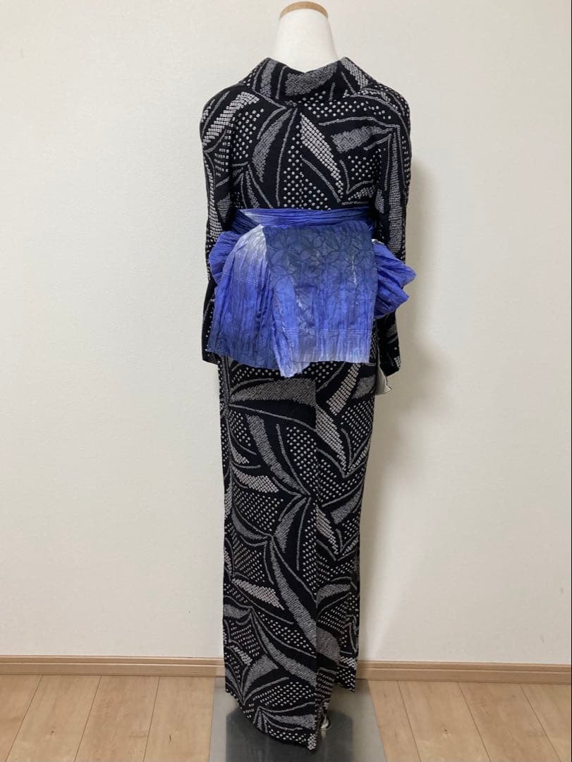 8の日限定セール！　浴衣　有松鳴海絞り　幾何学模様　裄67cm