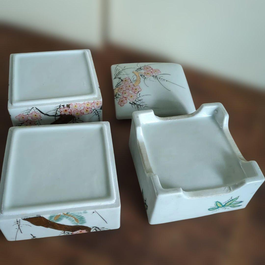 骨董　段重箱　陶器　松竹梅　三段重　アンティーク　物入　おせち