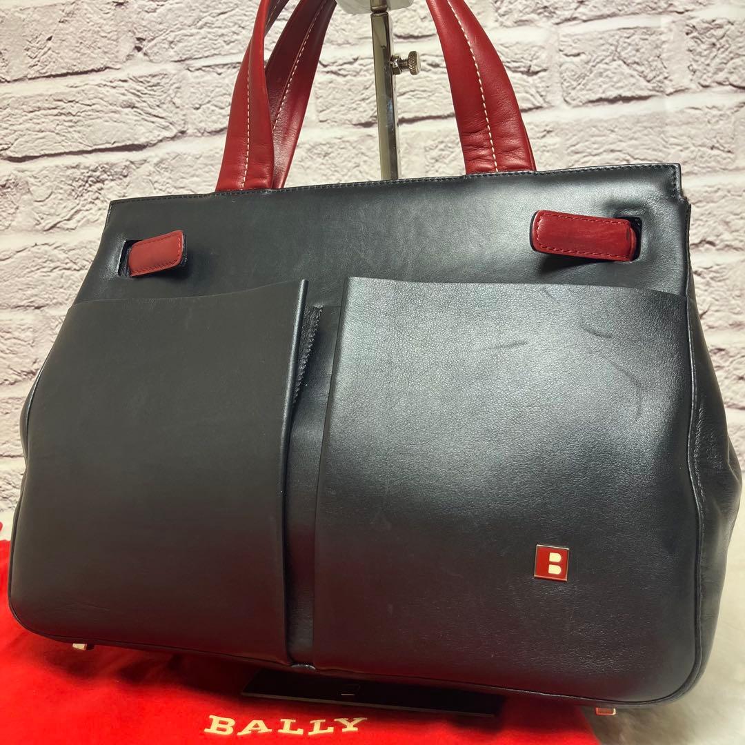 美品✨バリー ハンドバッグ Wポケット Bロゴ レザー 本革 自立型 ブラック