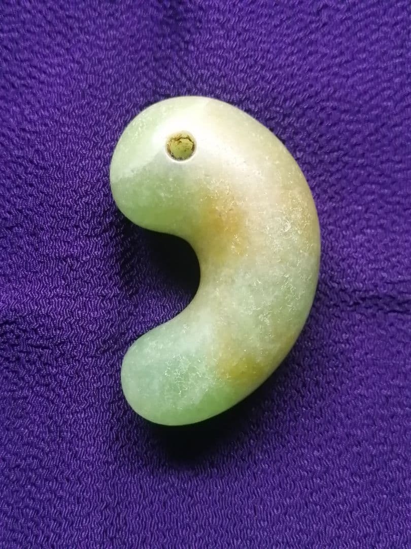 ★古墳期『糸魚川翡翠勾玉』出土品。5.0cm【超琅玕翡翠】最高峰の巨大勾玉です。