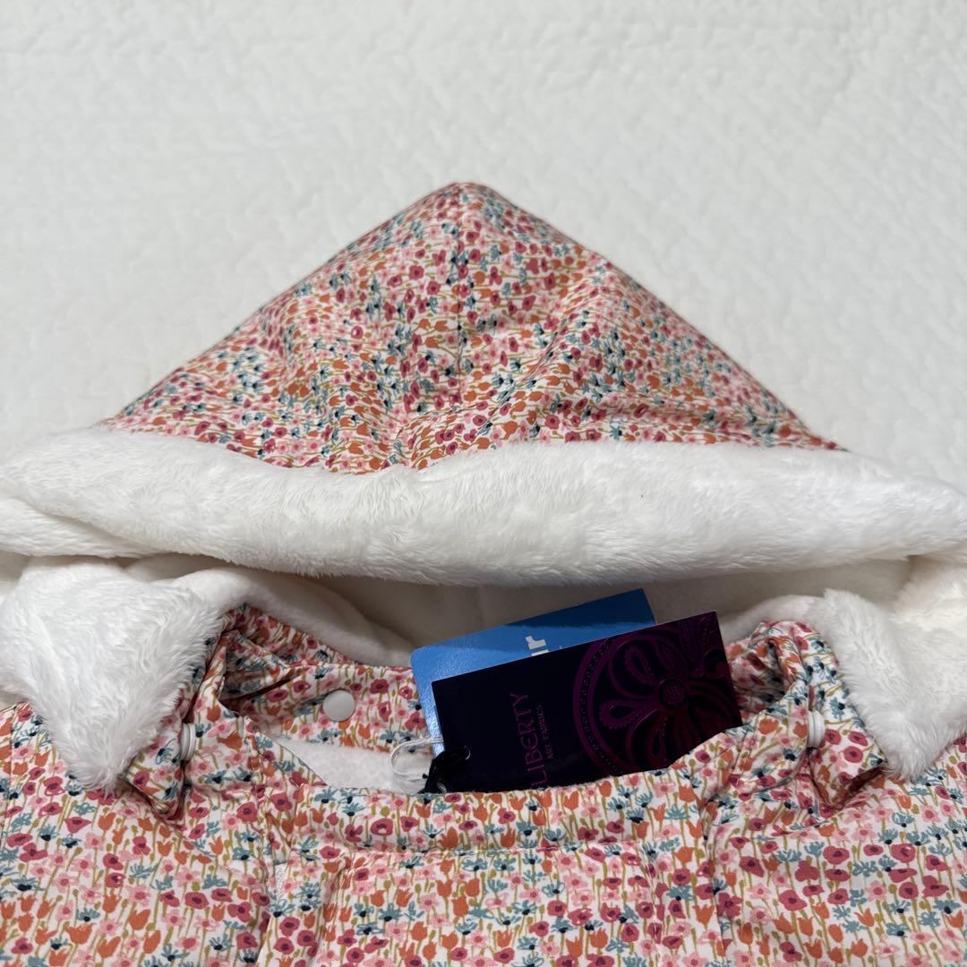 ファミリア　80 新品　リバティ　ジャンプスーツ　テリア　花柄　防寒具