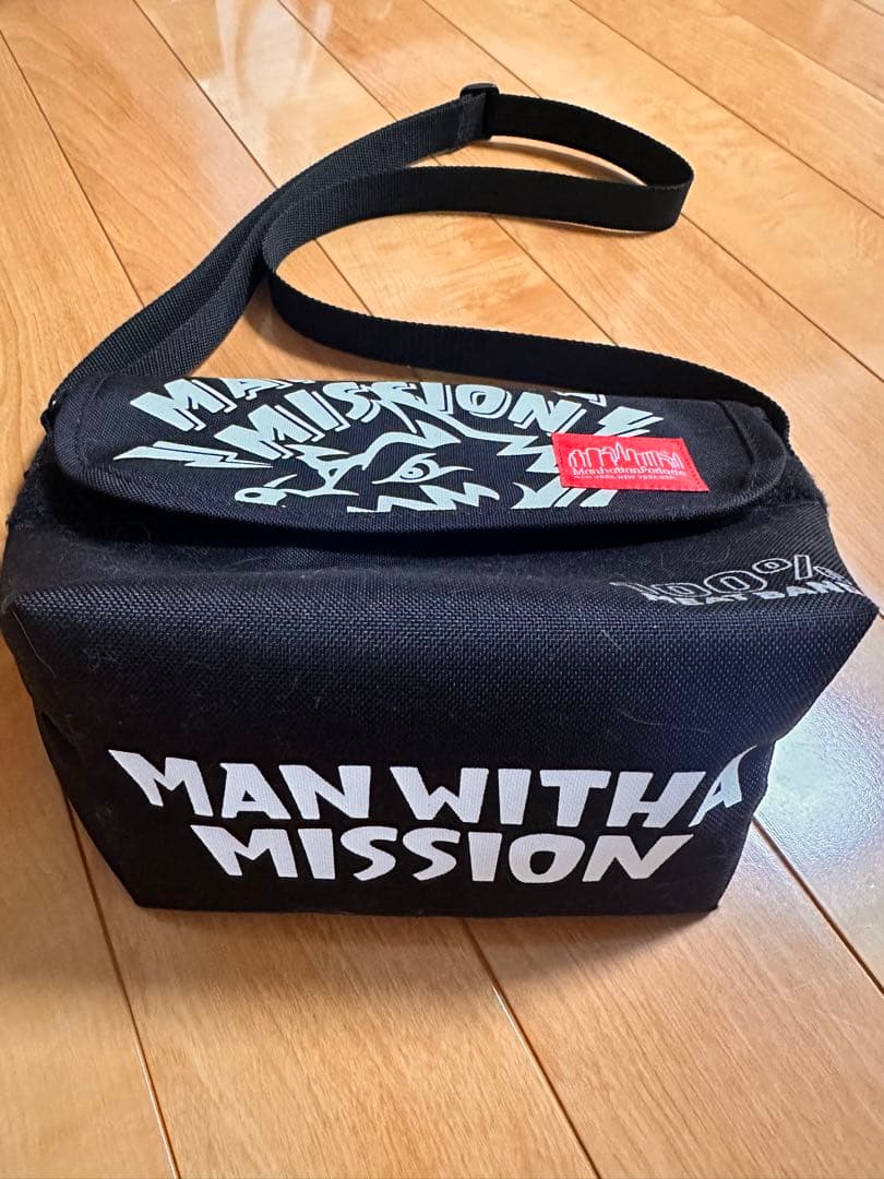 MAN WITH A MISSION メッセンジャーバッグ