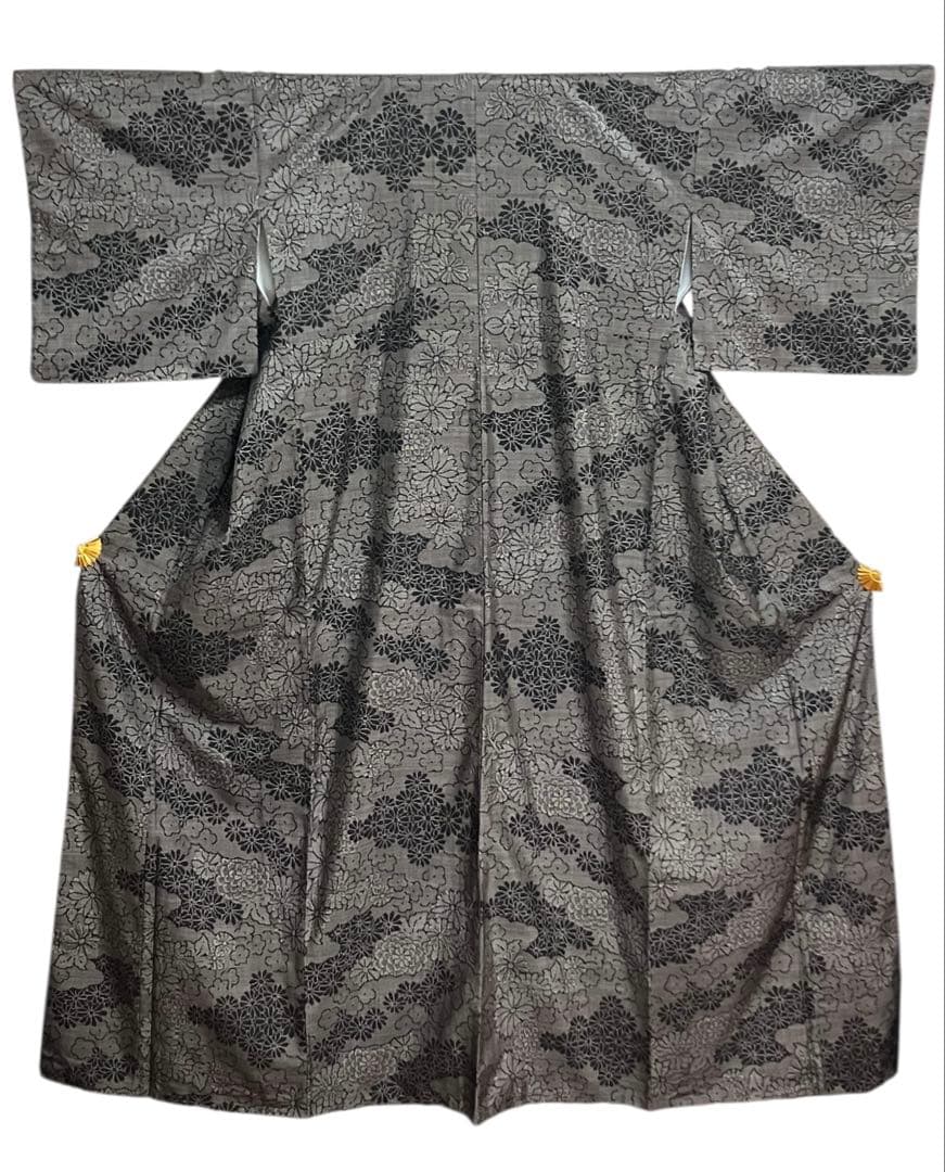 本場大島紬 経緯絣 小紋 正絹 花文 菊 桜 美品 イ6479