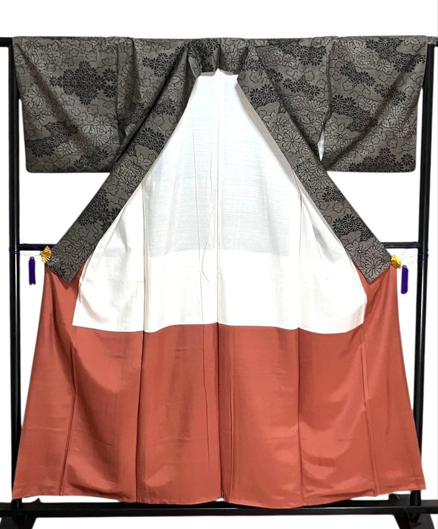 本場大島紬 経緯絣 小紋 正絹 花文 菊 桜 美品 イ6479