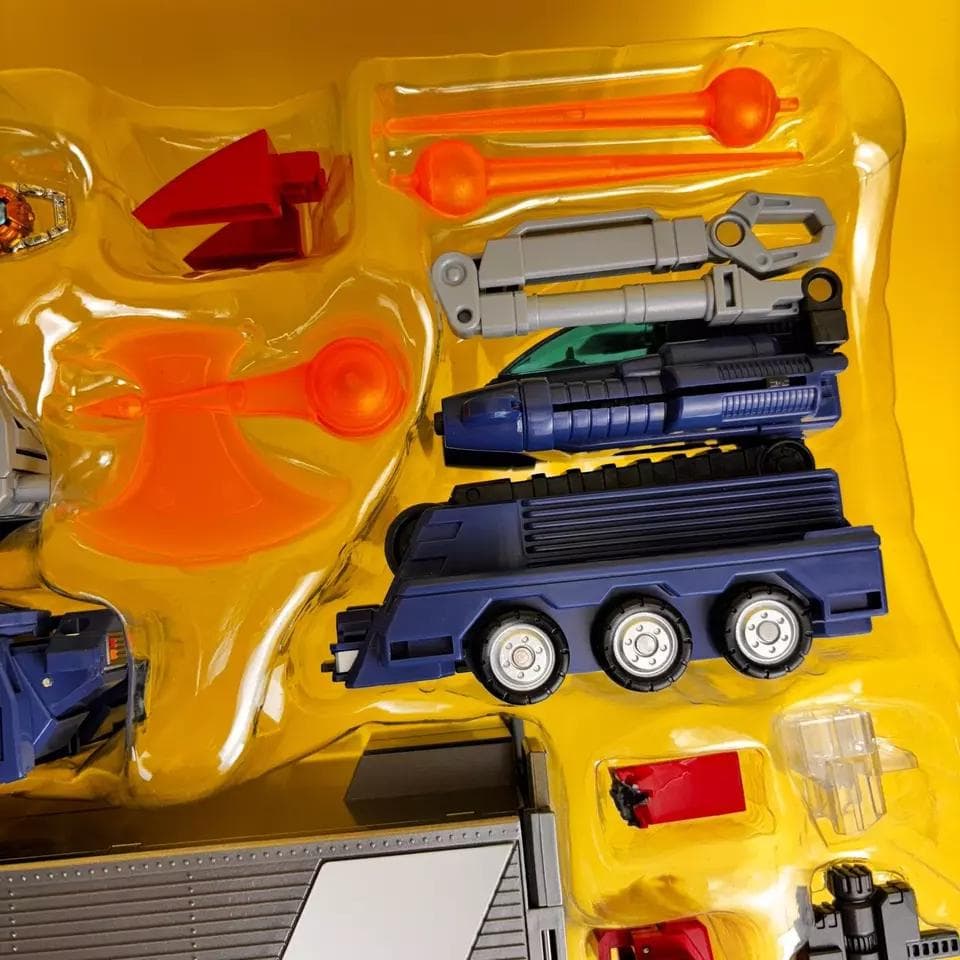 トランスフォーマー MP-44 Optimus Prime Ver.3 USED