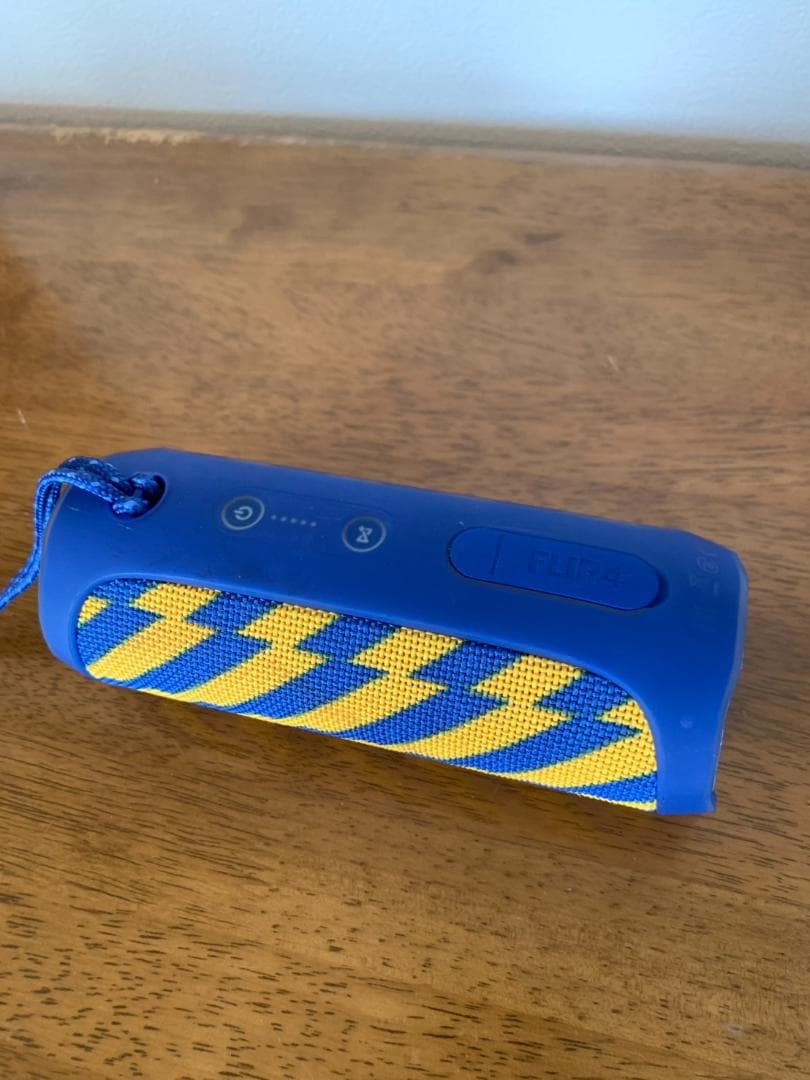 JBL FLIP4 限定色 マルチカラー 付属品完備 ワイヤレススピーカー