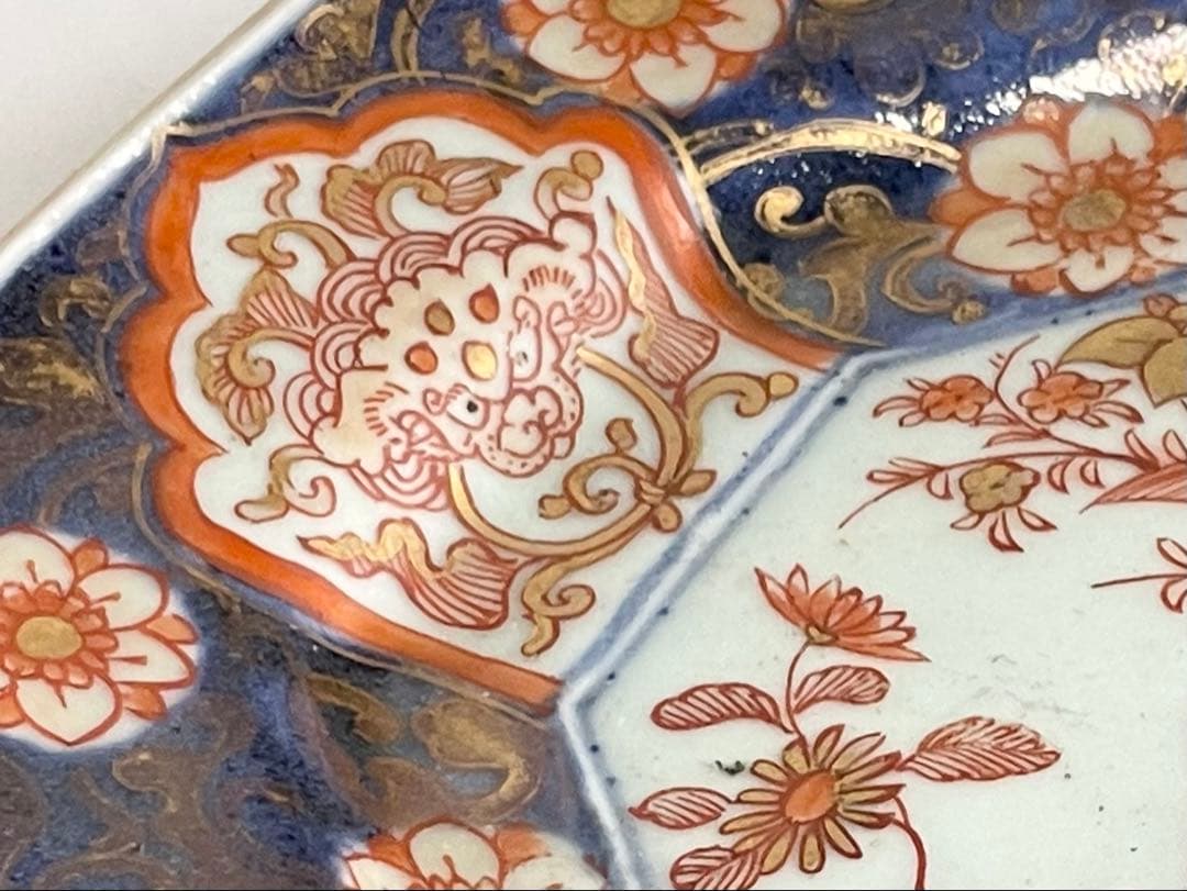 骨董　アンティーク　古伊万里　色絵花瓶獅子図八角皿　輸出伊万里　元禄　輸出手